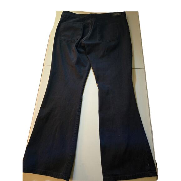 Levi's 515 Jeans Womens 12 S/C Dark Wash Blue Boot Cut - Picture 5 of 9